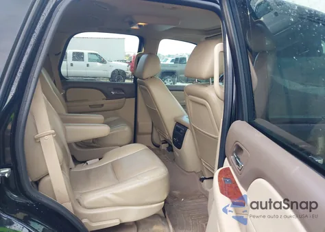 2011 Chevrolet Tahoe Ltz z USA, uszkodzony, nr VIN 1GNSKCE05BR138619